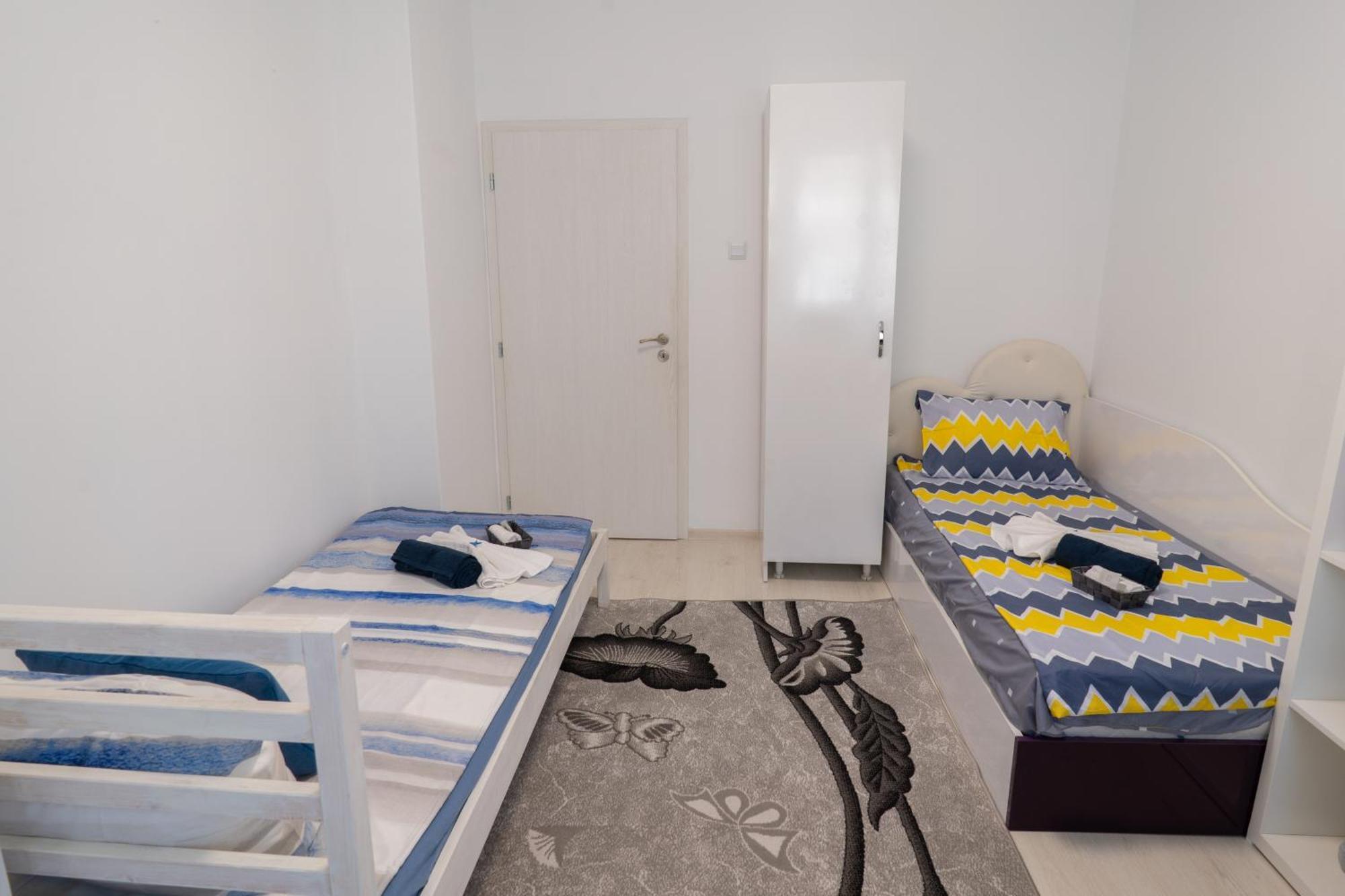 Luxury 2 Bedroom Apartment In Central Varna Esterno foto