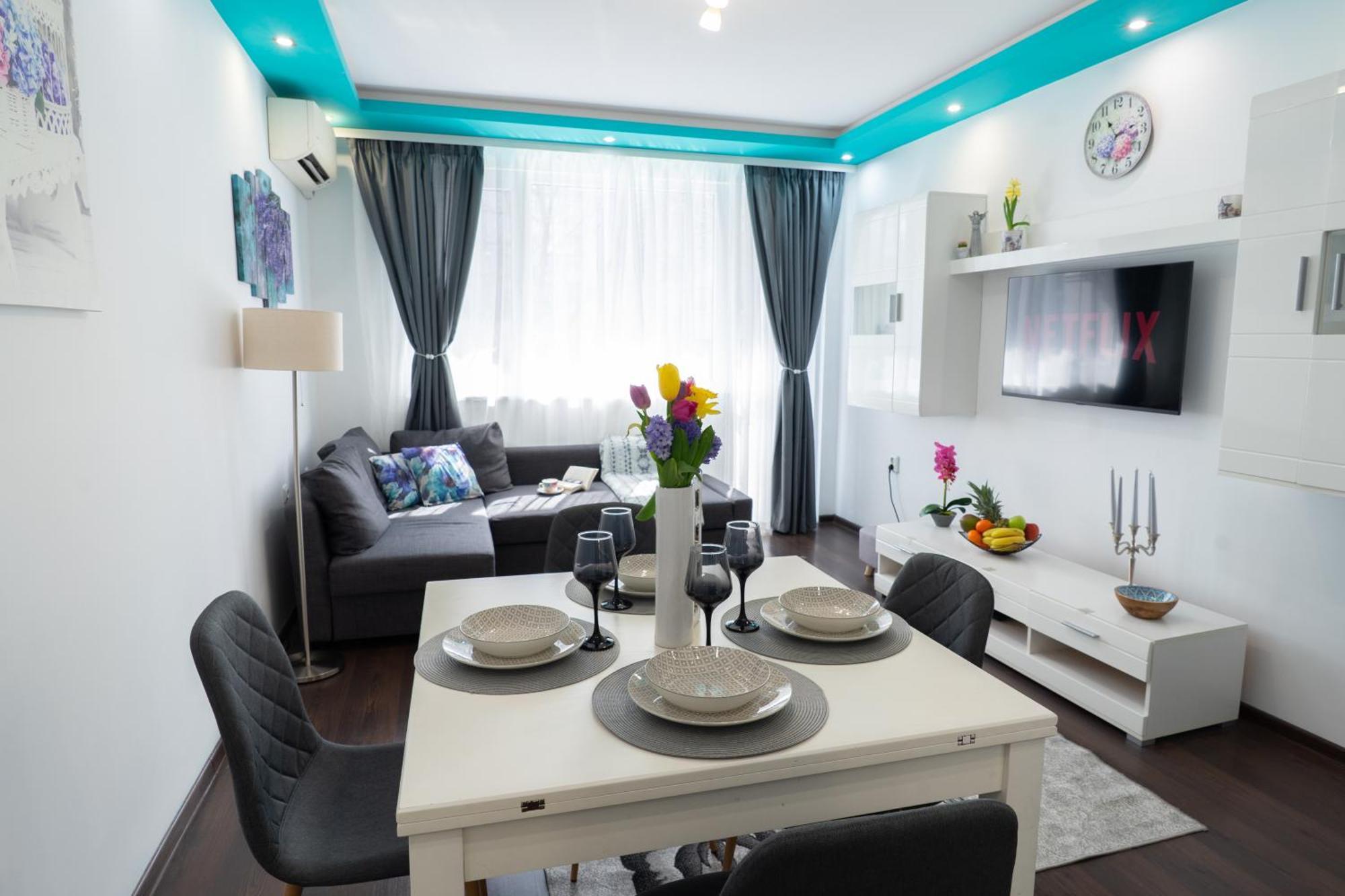Luxury 2 Bedroom Apartment In Central Varna Esterno foto