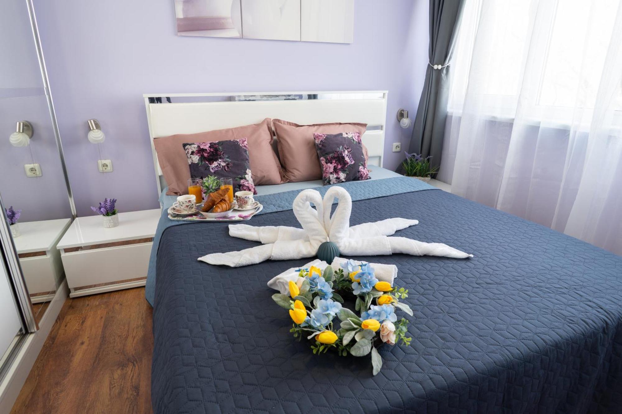 Luxury 2 Bedroom Apartment In Central Varna Esterno foto