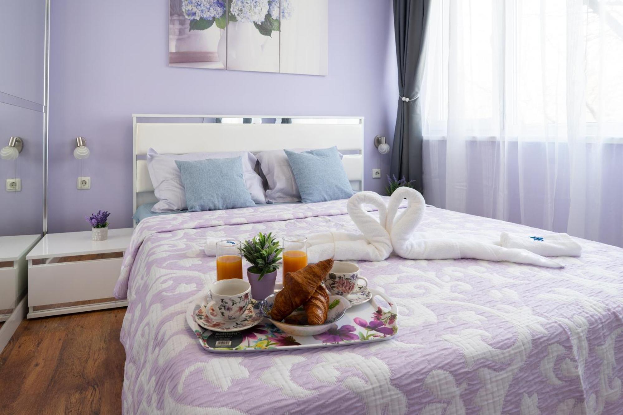 Luxury 2 Bedroom Apartment In Central Varna Esterno foto